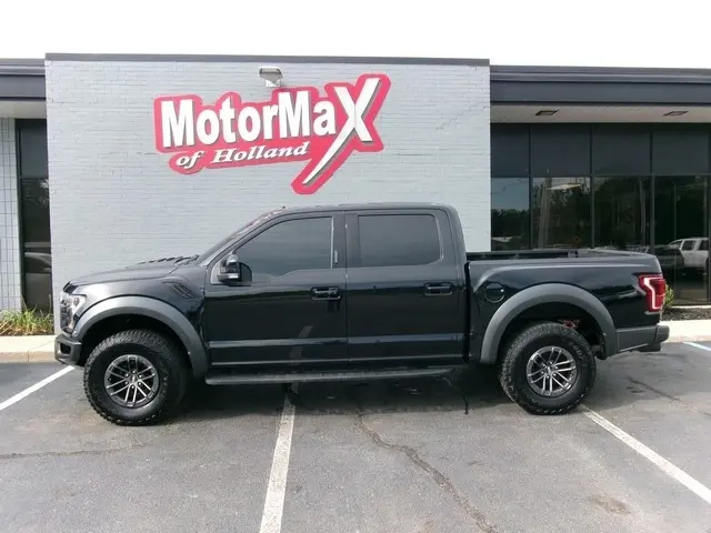 2019 Ford F-150 Raptor 4WD photo