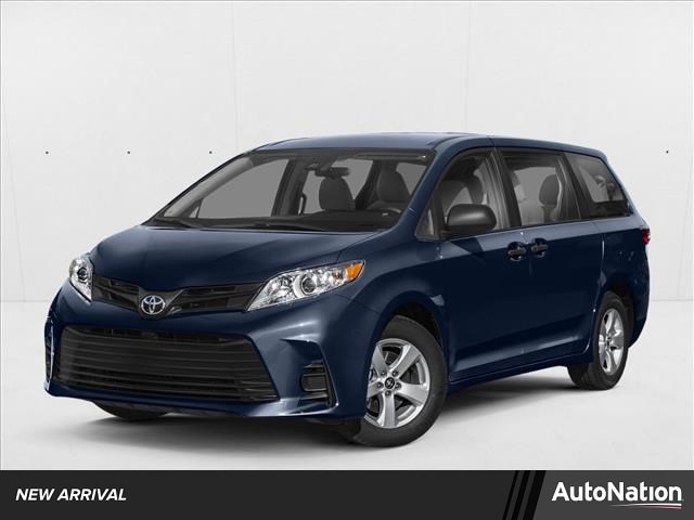 2019 Toyota Sienna XLE FWD photo