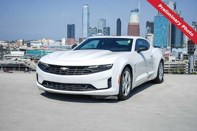 2019 Chevrolet Camaro 1LT RWD photo