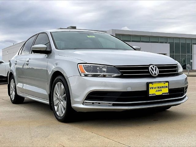2015 Volkswagen Jetta 2.0L TDI SE w/Connectivity FWD photo