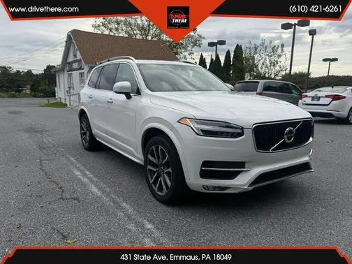 2019 Volvo XC90 Momentum AWD photo