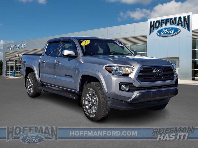2019 Toyota Tacoma SR5 4WD photo