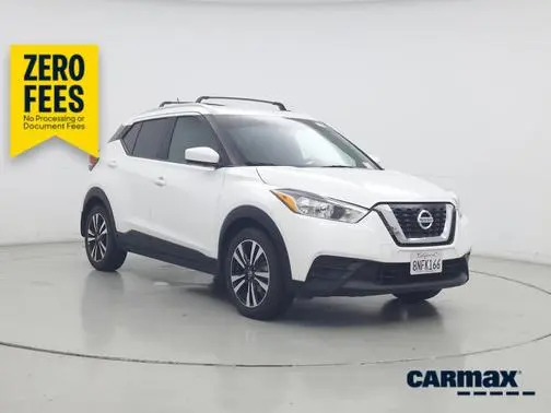 2019 Nissan Kicks SV FWD photo