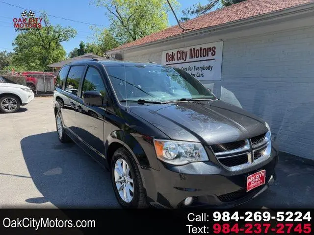 2018 Dodge Grand Caravan SXT FWD photo