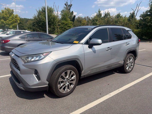 2019 Toyota RAV4 Limited FWD photo