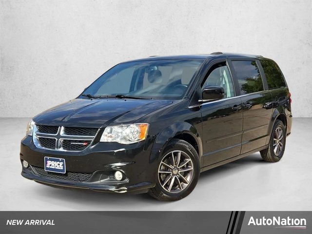 2017 Dodge Grand Caravan SXT FWD photo
