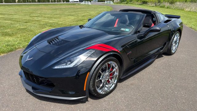 2019 Chevrolet Corvette Grand Sport 3LT RWD photo