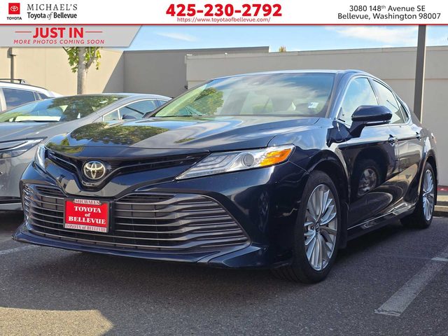2019 Toyota Camry XLE FWD photo