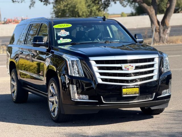 2019 Cadillac Escalade ESV Premium Luxury 4WD photo