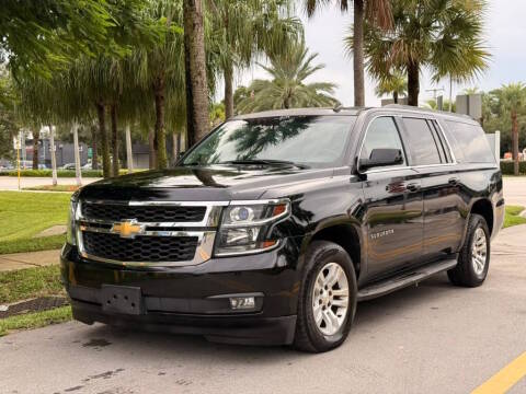 2015 Chevrolet Suburban LT 4WD photo