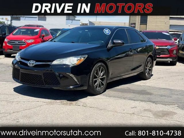2016 Toyota Camry XSE FWD photo