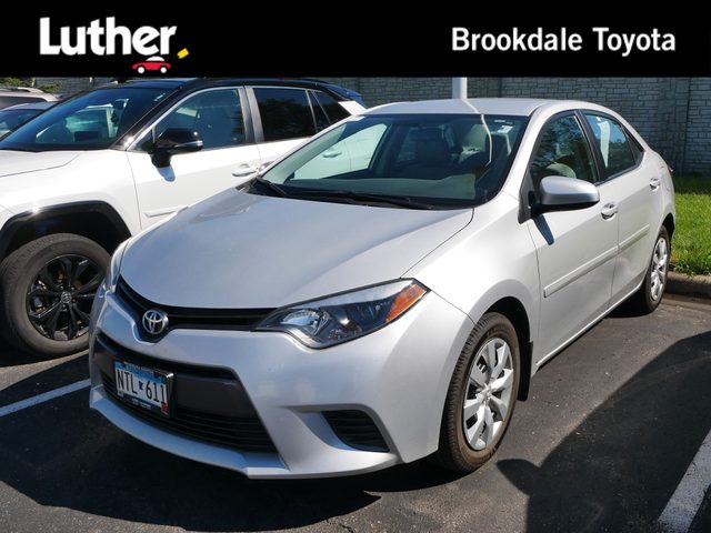 2015 Toyota Corolla LE FWD photo