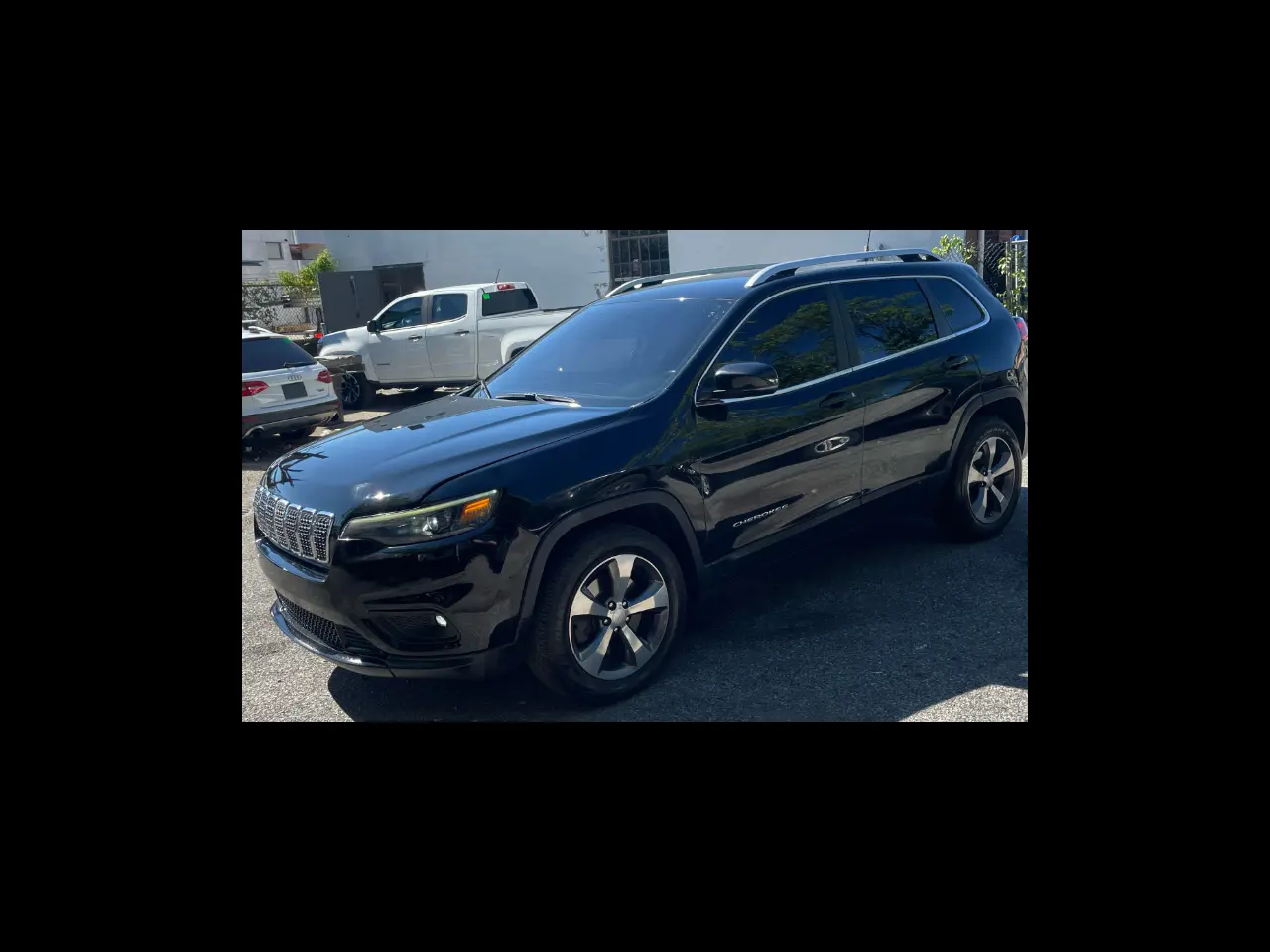 2019 Jeep Cherokee Limited 4WD photo