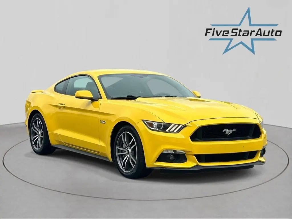 2015 Ford Mustang GT RWD photo