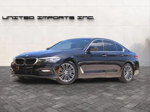 2018 BMW 5 Series 530i RWD photo