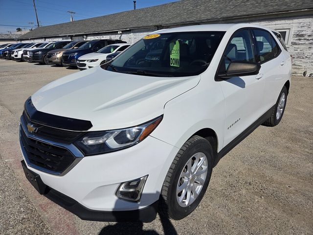 2019 Chevrolet Equinox LS AWD photo