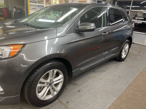2019 Ford Edge SEL AWD photo