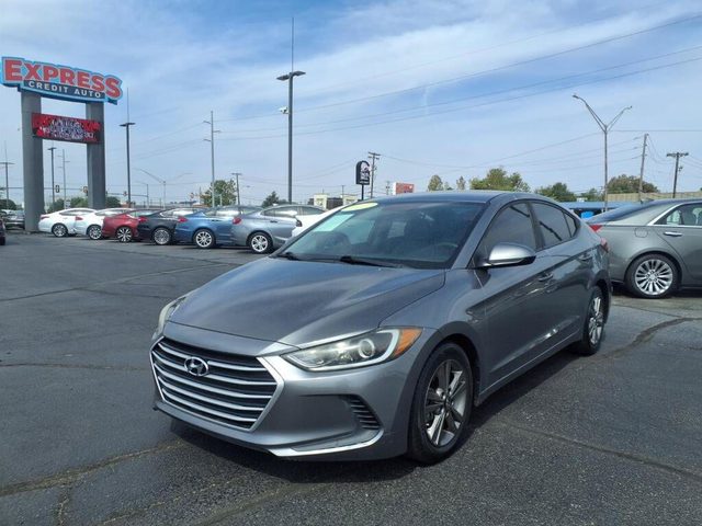 2018 Hyundai Elantra SEL FWD photo
