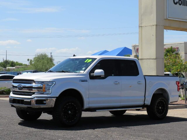 2019 Ford F-150 LARIAT 4WD photo
