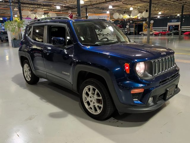 2019 Jeep Renegade Latitude 4WD photo