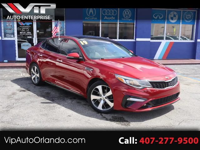 2019 Kia Optima S FWD photo