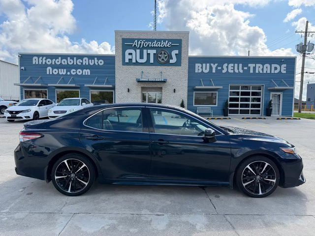 2019 Toyota Camry XSE FWD photo