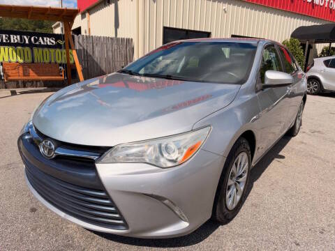 2015 Toyota Camry LE FWD photo