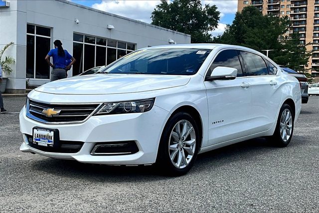 2018 Chevrolet Impala LT FWD photo