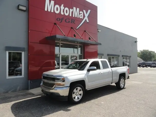 2019 Chevrolet Silverado 1500 LT 4WD photo
