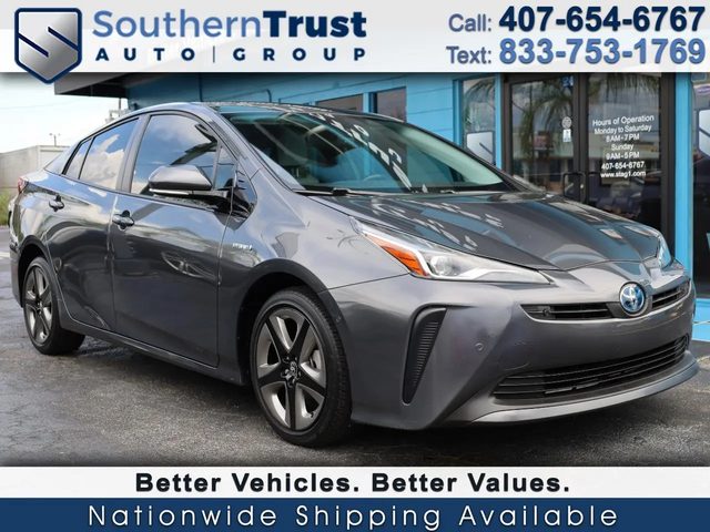 2019 Toyota Prius Limited FWD photo