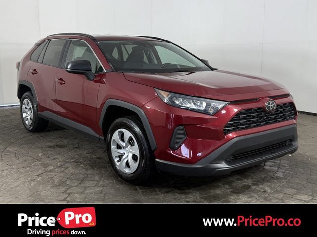 2019 Toyota RAV4 LE AWD photo