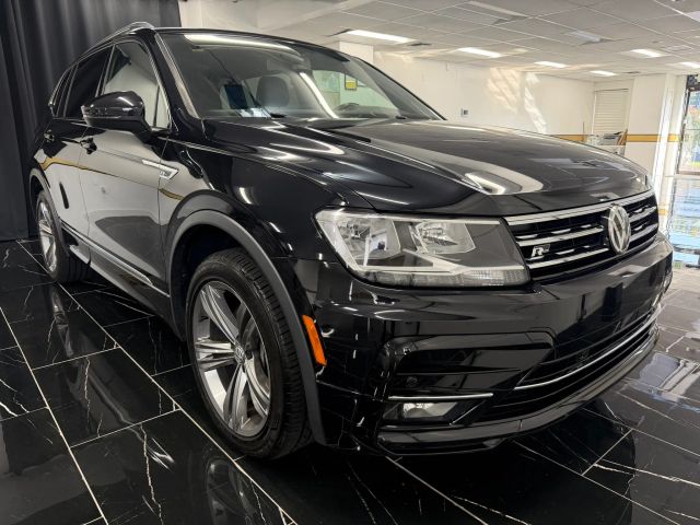 2019 Volkswagen Tiguan SEL R-Line AWD photo