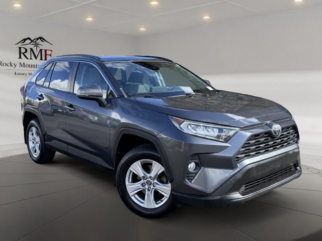2019 Toyota RAV4 XLE AWD photo