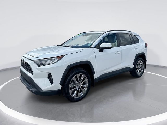 2019 Toyota RAV4 XLE Premium FWD photo