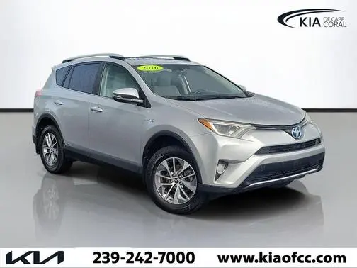 2016 Toyota RAV4 XLE AWD photo