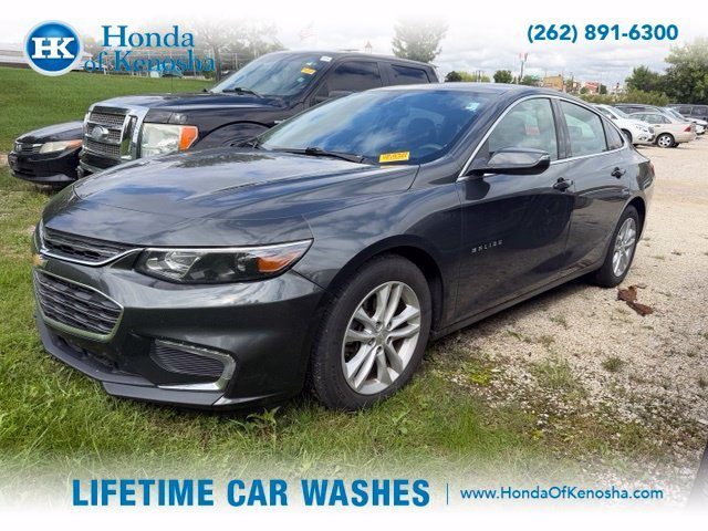 2017 Chevrolet Malibu LT FWD photo