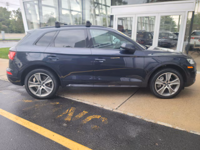 2019 Audi Q5 Premium Plus AWD photo