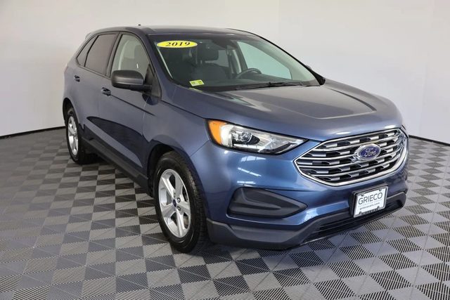 2019 Ford Edge SE AWD photo