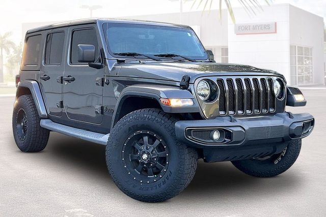 2019 Jeep Wrangler Unlimited Sahara Altitude 4WD photo