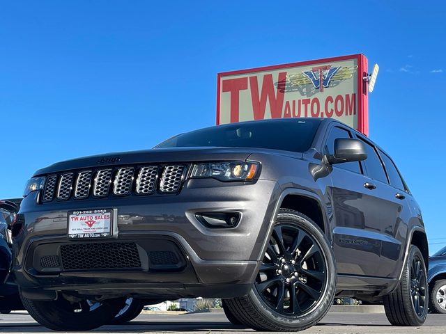2019 Jeep Grand Cherokee Altitude 4WD photo
