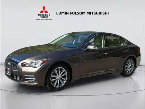2015 Infiniti Q50 Premium RWD photo
