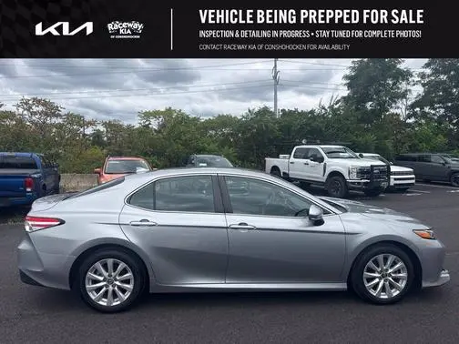 2019 Toyota Camry LE FWD photo