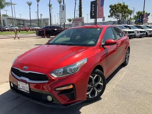 2019 Kia Forte LXS FWD photo