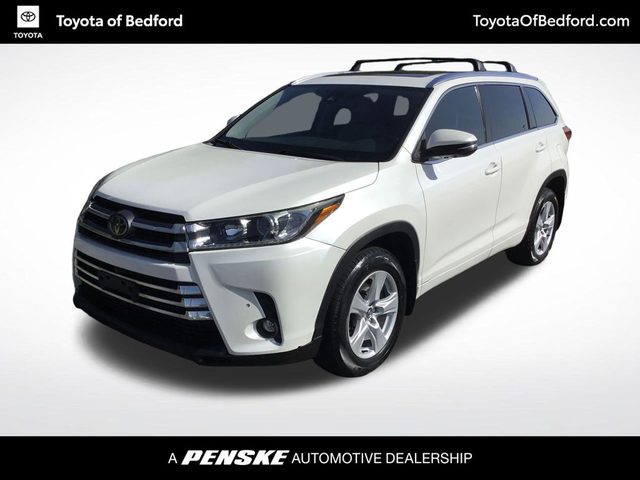 2019 Toyota Highlander Limited Platinum AWD photo