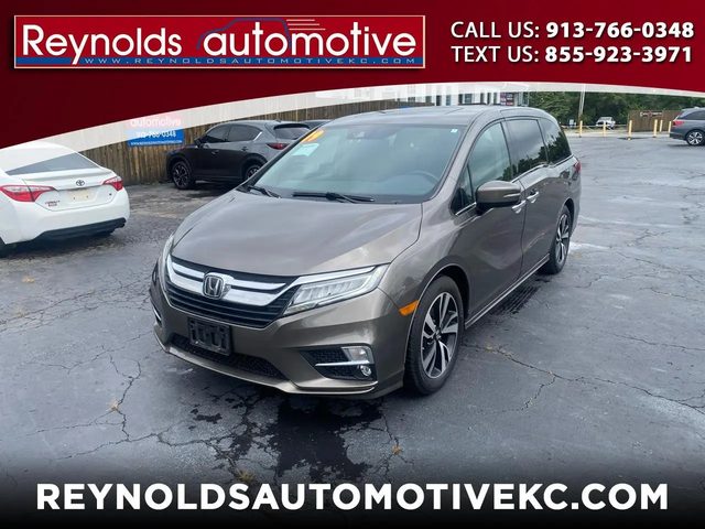 2019 Honda Odyssey Elite FWD photo