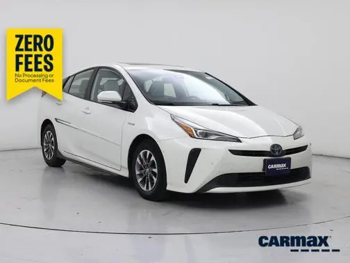 2019 Toyota Prius XLE FWD photo