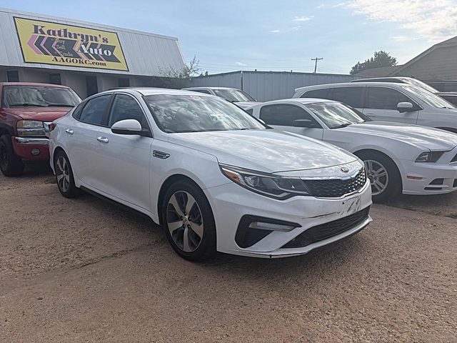 2019 Kia Optima S FWD photo