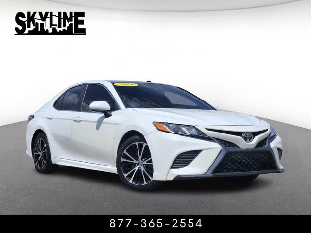 2018 Toyota Camry SE FWD photo