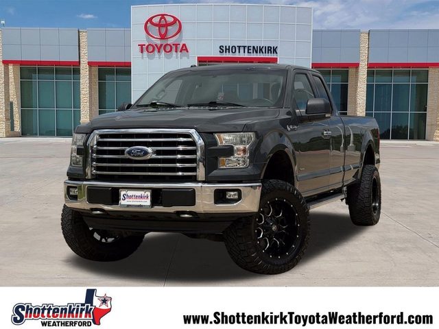 2017 Ford F-150 XLT 4WD photo
