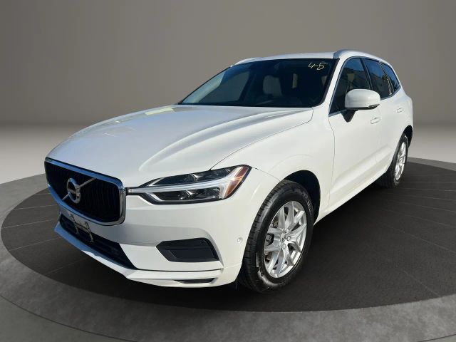 2019 Volvo XC60 Momentum AWD photo